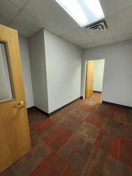 More Photos Of 212 E Manlius St, East Syracuse Freestanding For Lease