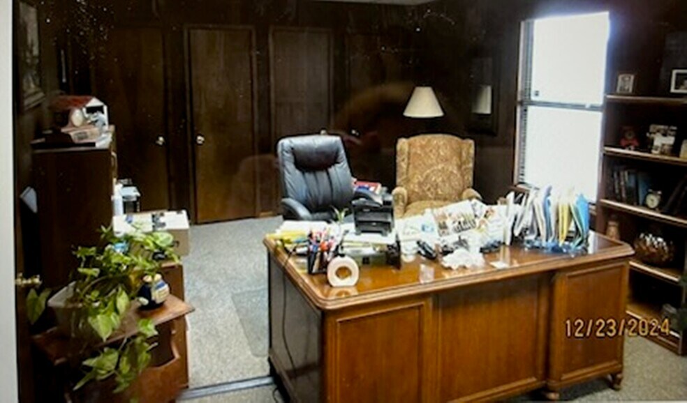 More Photos Of 1205 E Coke Rd, Winnsboro Manufacturing For Sale