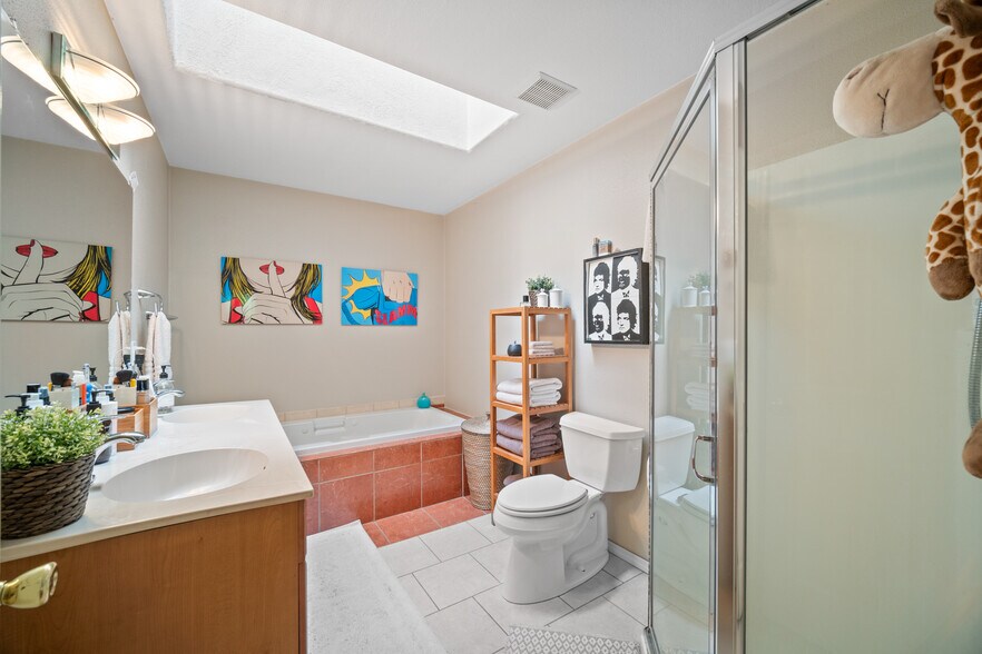 More Photos Of 14547 Thayer Rd, Oregon City Congregate Senior Housing For Sale