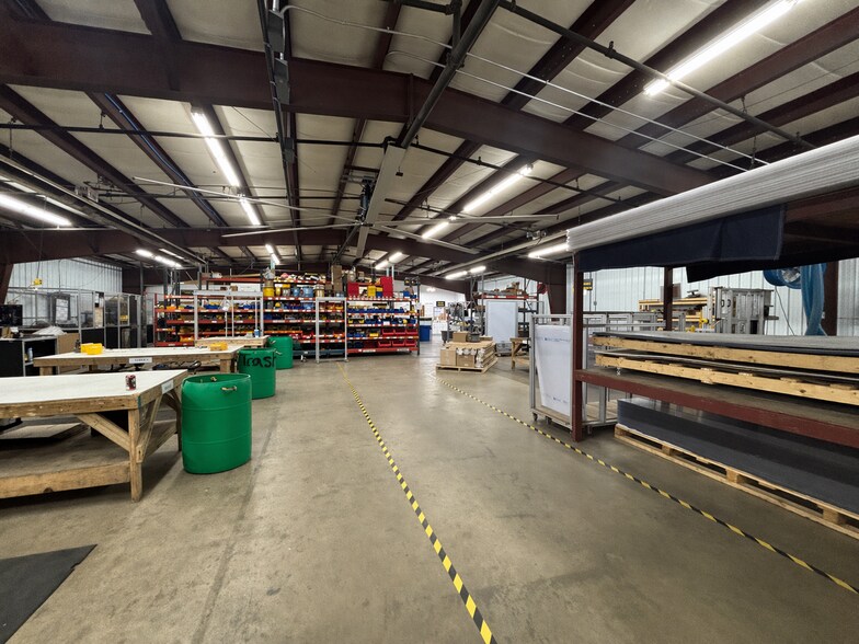 More Photos Of 129 N Main St, Wolcottville Warehouse For Lease