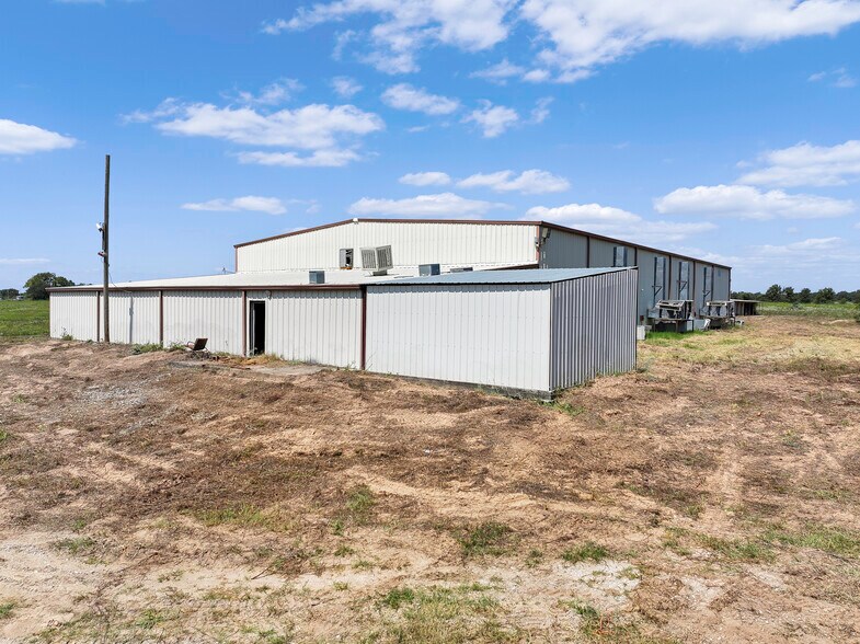 More Photos Of US-77, Thackerville Land For Sale