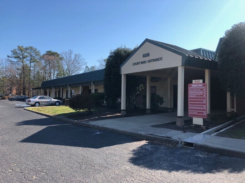 Primary Photo Of 606 Denbigh Blvd, Newport News Office For Lease
