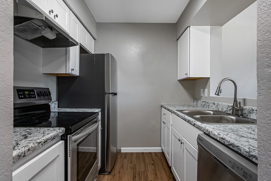 More Photos Of 1346 E Mountain View Rd, Phoenix Apartments For Sale