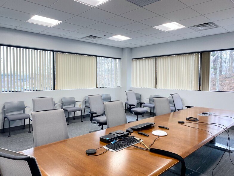 More Photos Of 40 Shawmut Rd, Canton Office For Lease