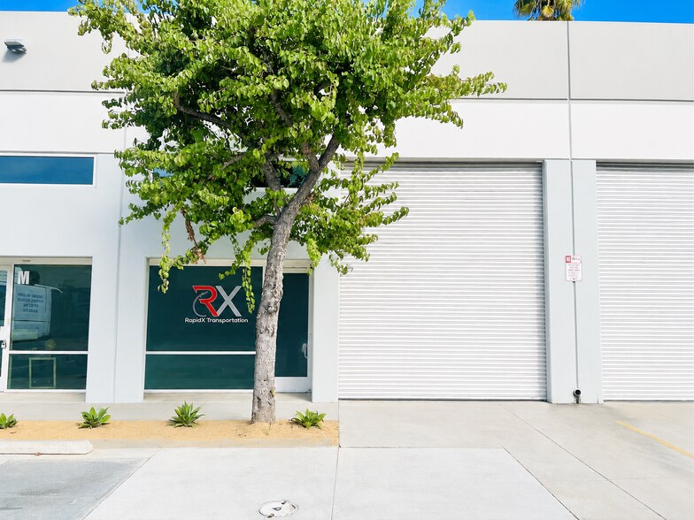 More Photos Of 11160 Hindry Ave, Los Angeles Warehouse For Lease