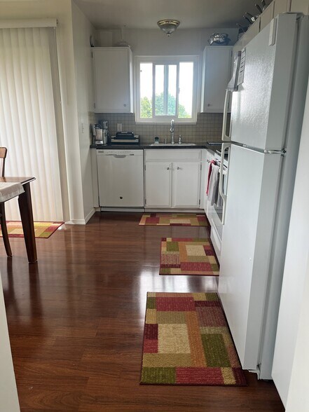 More Photos Of 2707 W Jameson St, Seattle Apartments For Sale