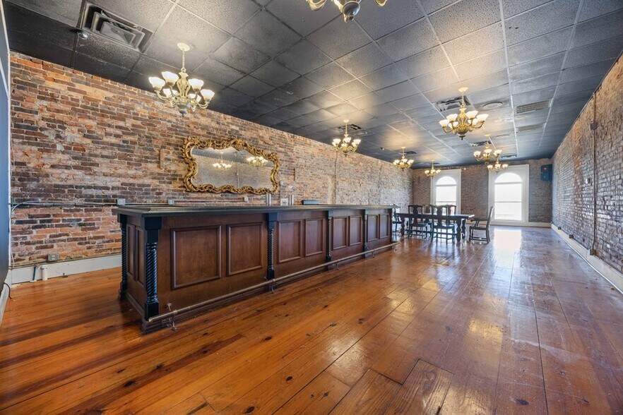 More Photos Of 219 E Screven St, Quitman Storefront Retail Office For Sale