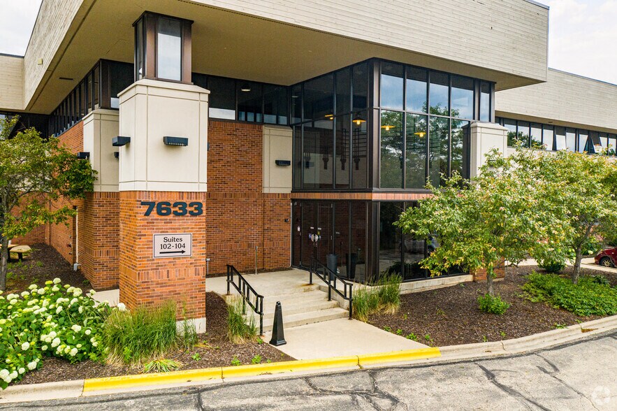 More Photos Of 7633 Ganser Way, Madison Office For Lease