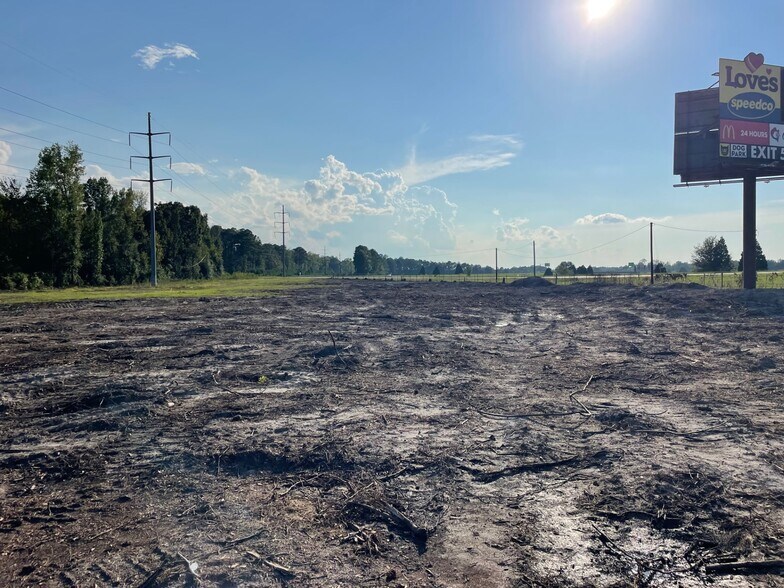 More Photos Of 1709 Atlas rd, Columbia Industrial For Lease