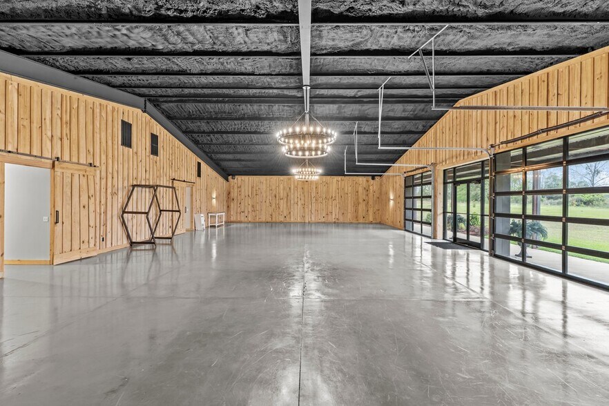 More Photos Of 11179 County Road 1, Enterprise Flex For Sale