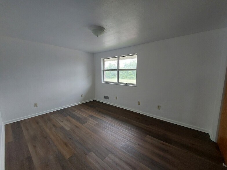 More Photos Of 435 Woodland Ave, Steubenville Apartments For Sale