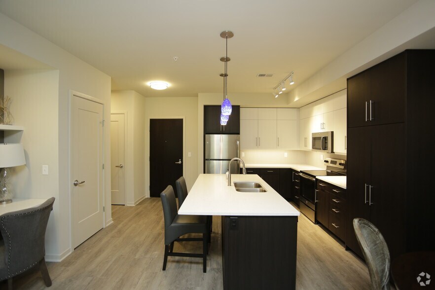 More Photos Of 7900 Conser St, Overland Park Apartments For Sale