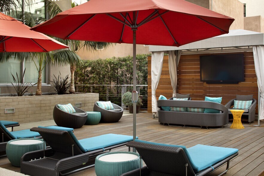 More Photos Of 707-777 G St, San Diego Apartments For Lease