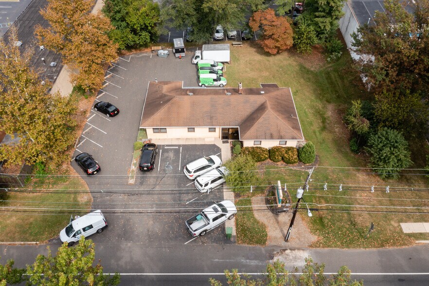 More Photos Of 901 Old Marlton Pike W, Marlton Medical For Sale