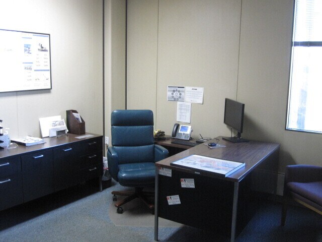 More Photos Of 1301 Rockland Ave, Roanoke Industrial For Sale