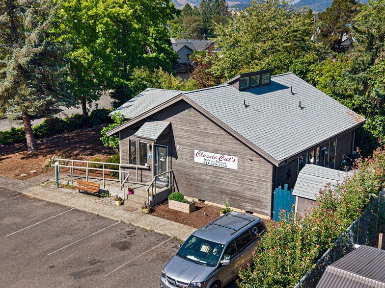 More Photos Of 92 NW Glenhart Ave, Winston Freestanding For Sale