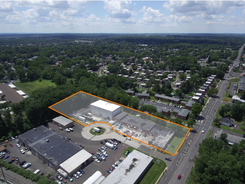 More Photos Of 244 E County Line Rd, Hatboro Manufacturing For Sale