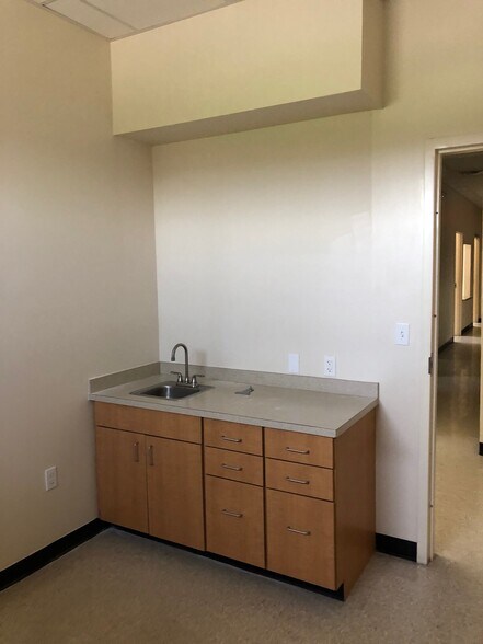 More Photos Of 7755 Magnolia Beach Rd, Denham Springs Unknown For Lease