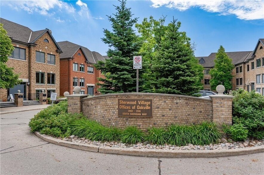 More Photos Of 2904 South Sheridan Way, Oakville Medical For Lease