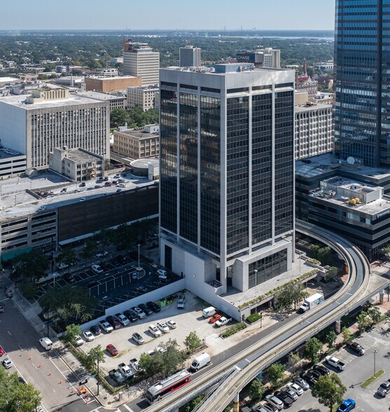More Photos Of 200 W Forsyth St, Jacksonville Office For Lease