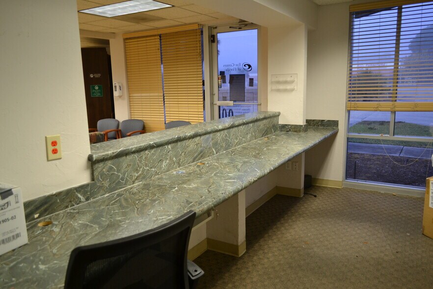 More Photos Of 1320 N 15th St, Immokalee Medical For Lease