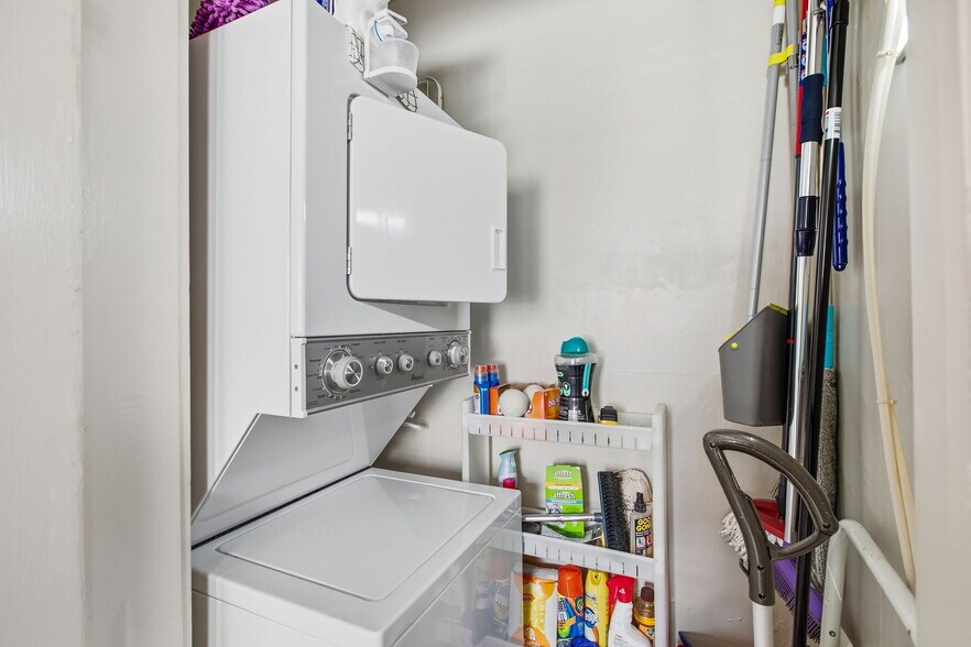 More Photos Of 4340-4342 Holly St, Kansas City Multifamily For Sale