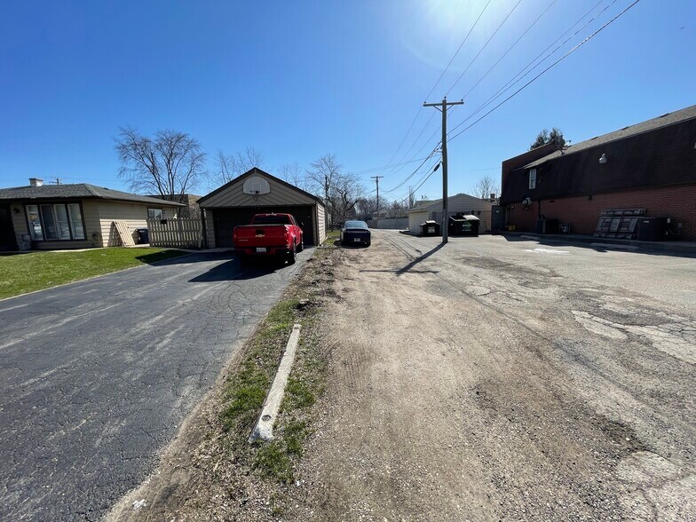 More Photos Of 511 Rockland Rd, Lake Bluff Land For Sale