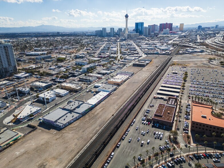 More Photos Of 840 Commerce St, Las Vegas Land For Sale