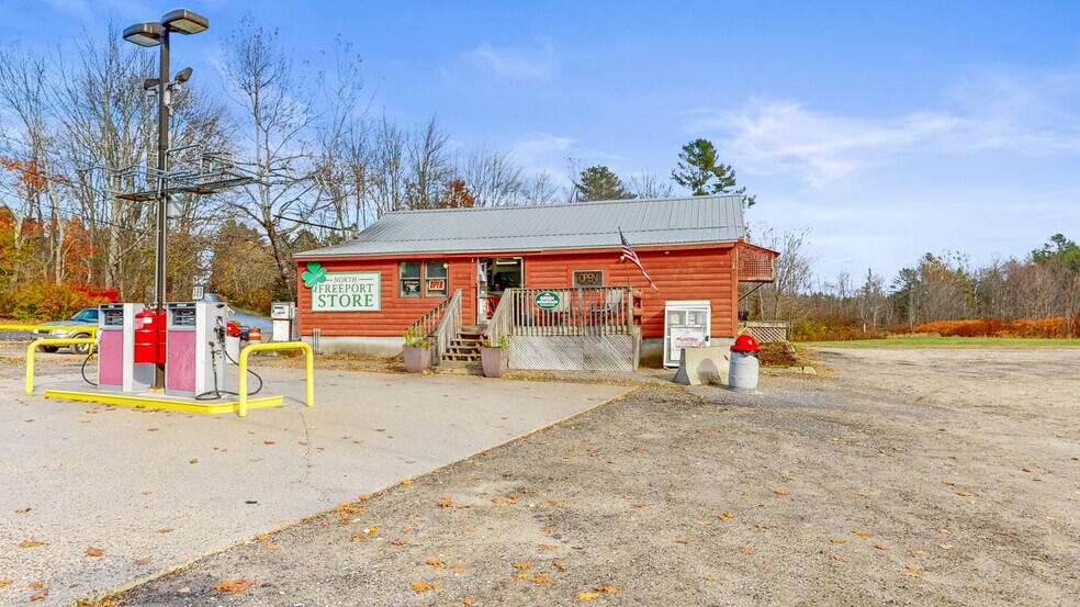 Primary Photo Of 130 Wardtown Rd, Freeport General Retail For Sale