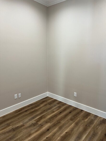 More Photos Of 18924 Kuykendahl Rd, Spring Office For Sale