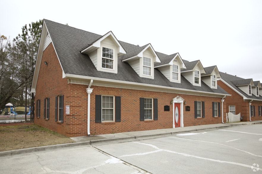 Primary Photo Of 5440 Lilburn Stone Mountain Rd, Stone Mountain Office For Lease