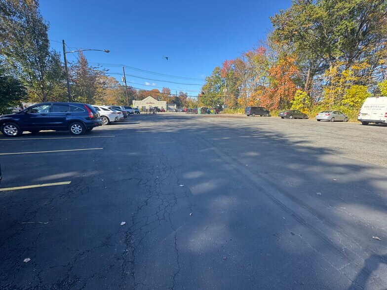 More Photos Of 70 Old Turnpike Rd, Wayne Manufacturing For Lease