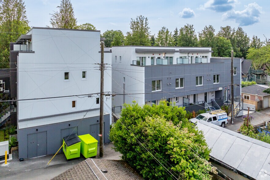 More Photos Of 2095 1st Av E, Vancouver Apartments For Sale