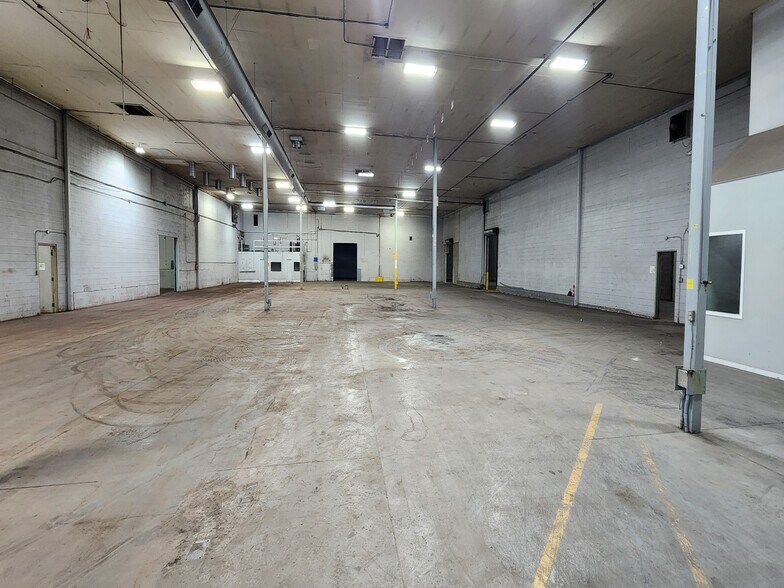 More Photos Of 1810 Kosmina Rd, Vernon Manufacturing For Sale