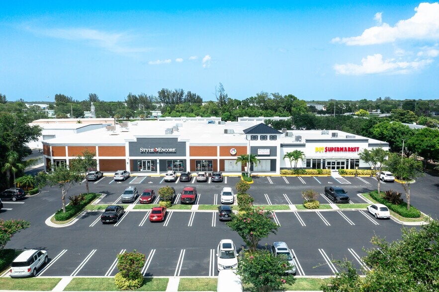Primary Photo Of 2585-2605 SE Federal Hwy, Stuart Freestanding For Sale
