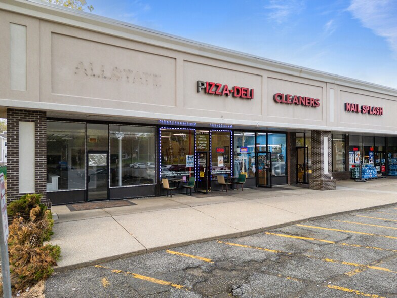 More Photos Of 20 Rt-59, Suffern Freestanding For Lease