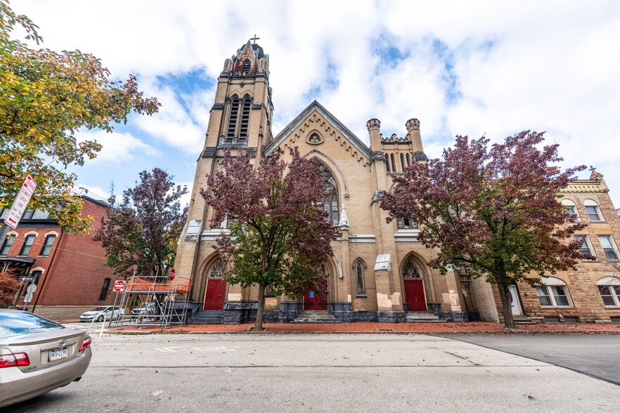 More Photos Of 1250 Liverpool St, Pittsburgh Religious Facility For Sale