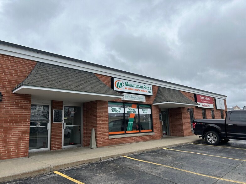 Primary Photo Of 421-425 S Military Ave, Green Bay Office For Lease