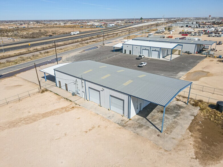 More Photos Of 10691 W Murphy St, Odessa Industrial For Lease