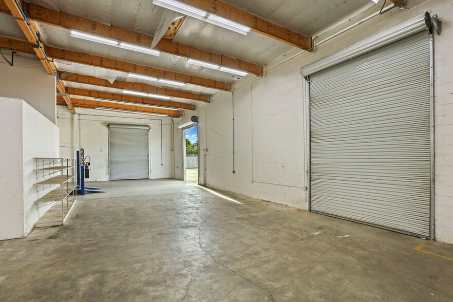 More Photos Of 7711 Murray Dr, Stockton Flex For Sale