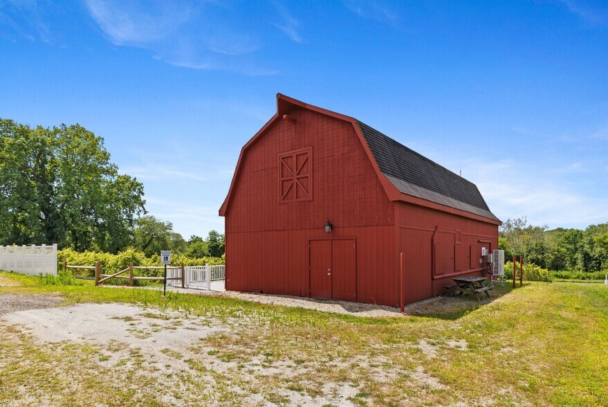 More Photos Of 139 W Town St, Lebanon Land For Sale