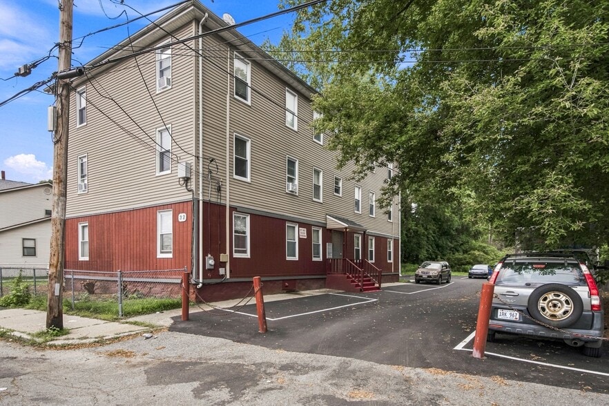 More Photos Of 32 Northeast St, Woonsocket Apartments For Sale