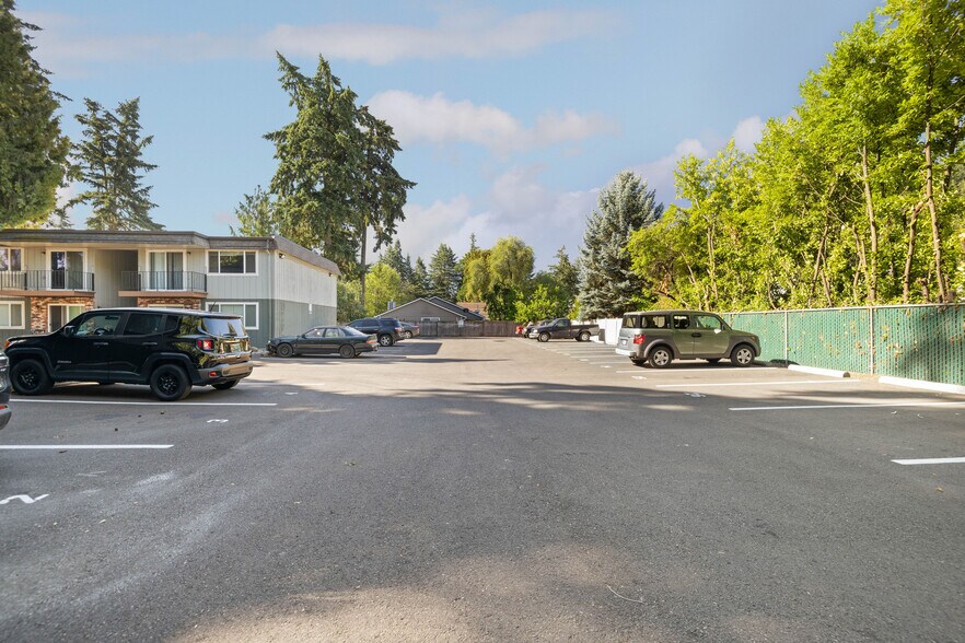 More Photos Of 2615-2631 SE 111th Ave, Portland Apartments For Sale