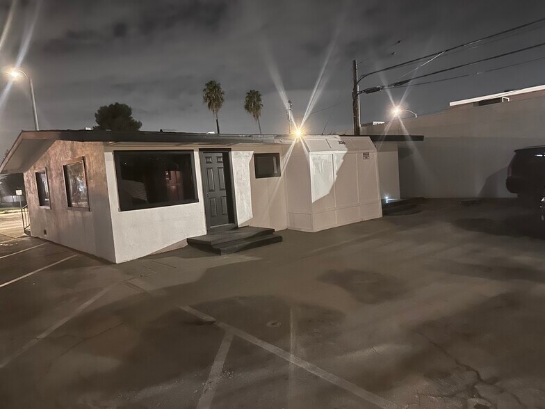 More Photos Of 306 N State College Blvd, Anaheim Office For Sale