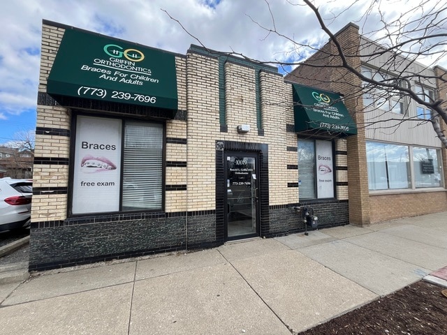 Primary Photo Of 10019 S Western Ave, Chicago General Retail For Sale