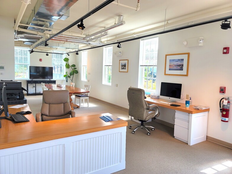 More Photos Of 16-38 Nathan Ellis Hwy, Mashpee Unknown For Lease