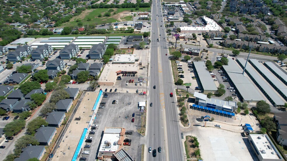 More Photos Of 8035 Culebra Rd, San Antonio Storefront For Sale