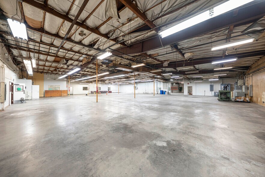 More Photos Of 9200 Lower Azusa Rd, Rosemead Warehouse For Sale