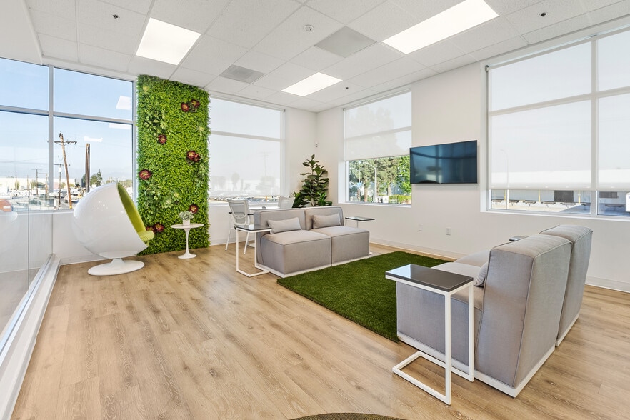 More Photos Of 13001 Temple Ave, City Of Industry Warehouse For Sale