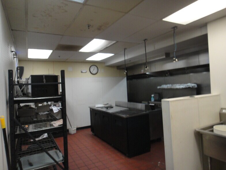More Photos Of 480 Westport Ave, Norwalk Restaurant For Lease